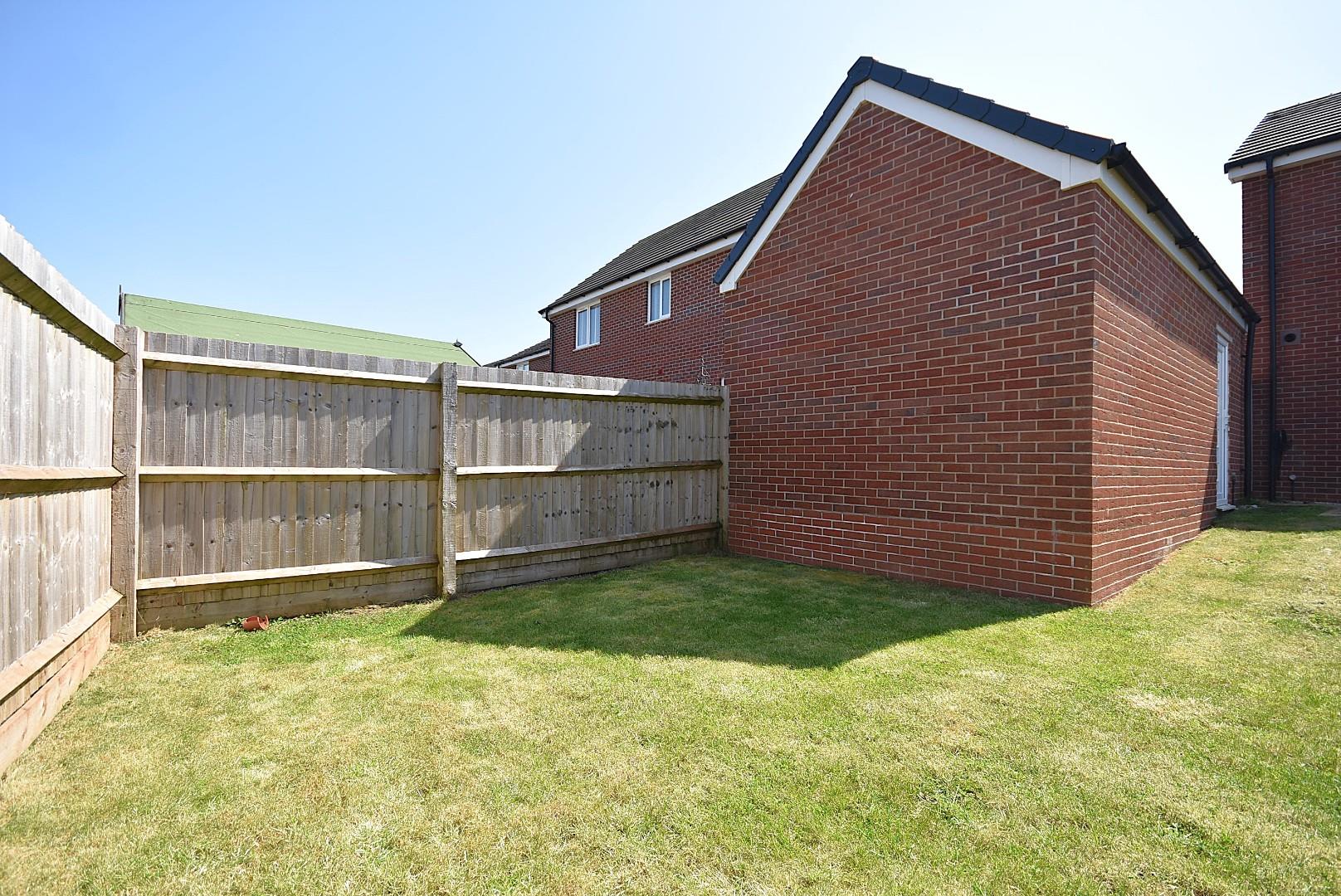 22 Melrose Walk, Sully, CF64 5WD